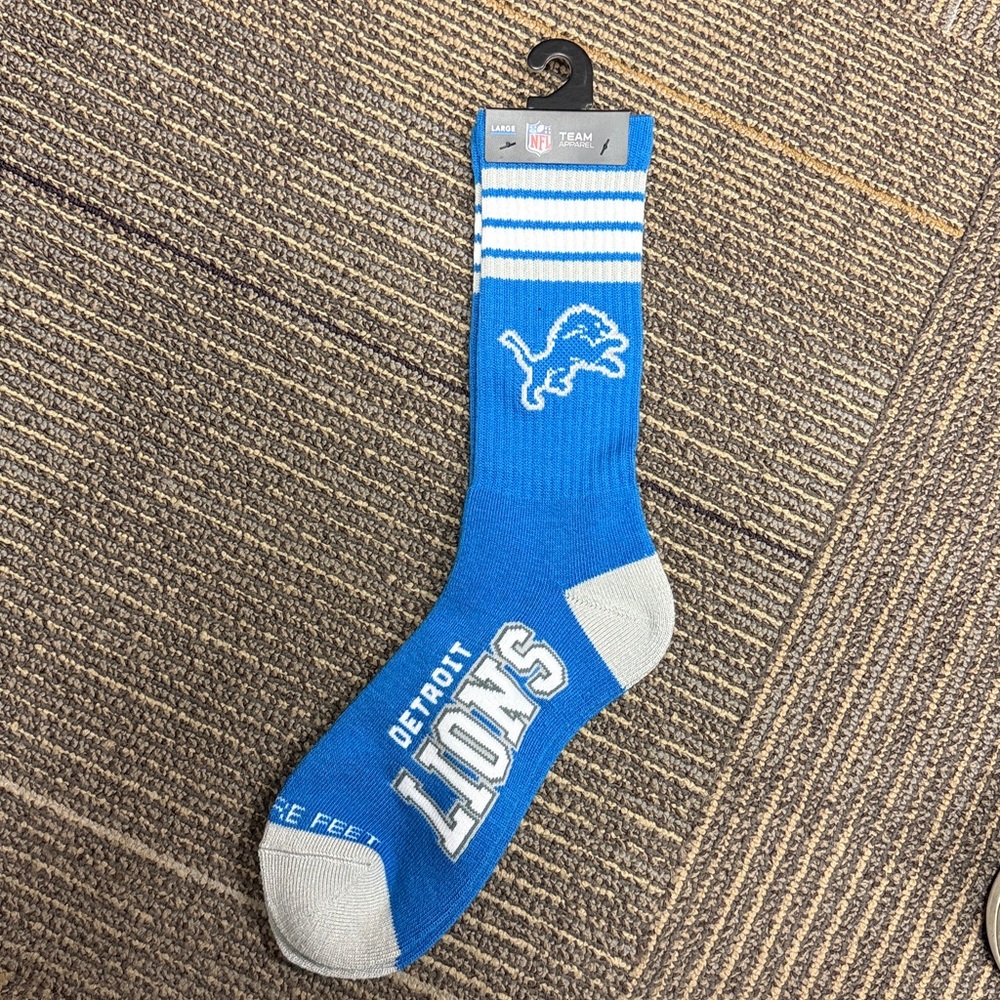 NFL Team Apparel Detroit Lions Socks size Large